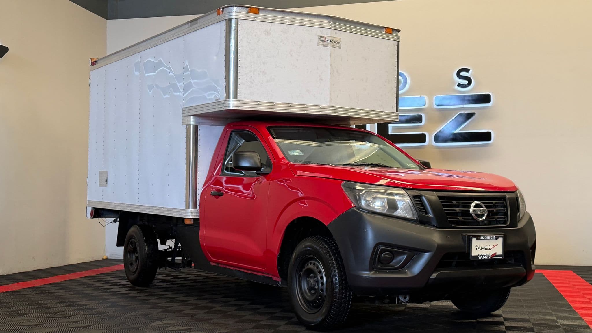 2017 Nissan NP300